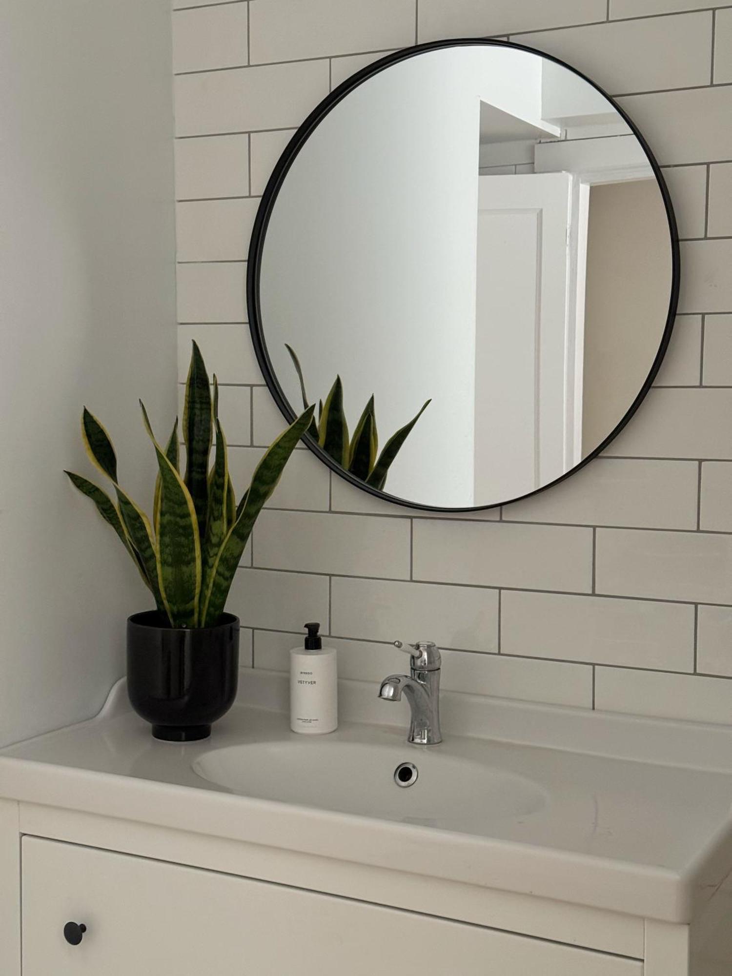 Comfortable And Stylish Apartment In Quiet Area Downtown Reykjavík Exterior foto